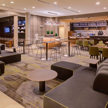 Courtyard By Marriott St Louis Честърфийлд Екстериор снимка